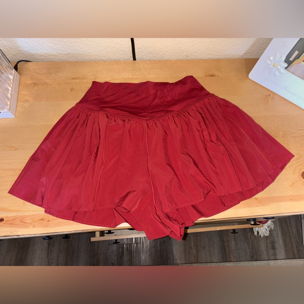 Aerie red shorts